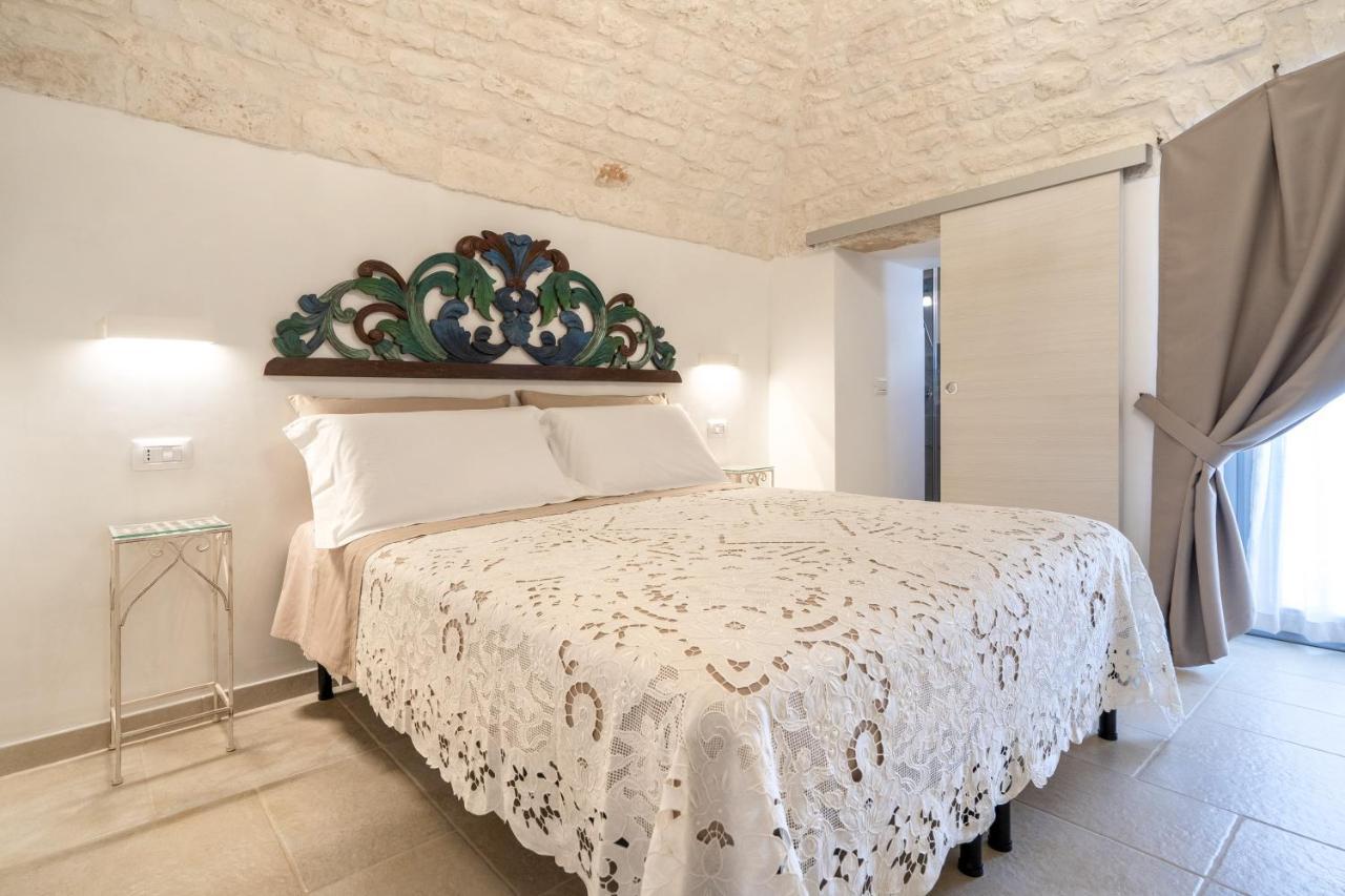 Suite La Scala Del Borgo Cisternino Luaran gambar